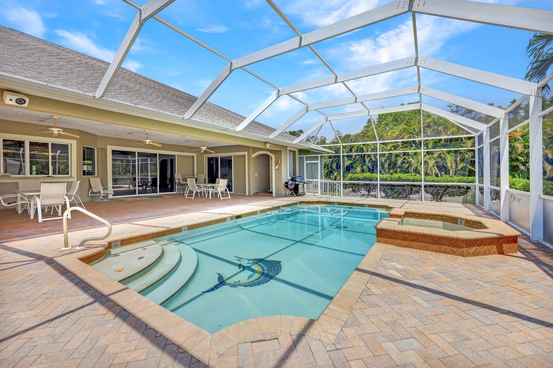 5743 Cope Ln, Naples, FL 34112