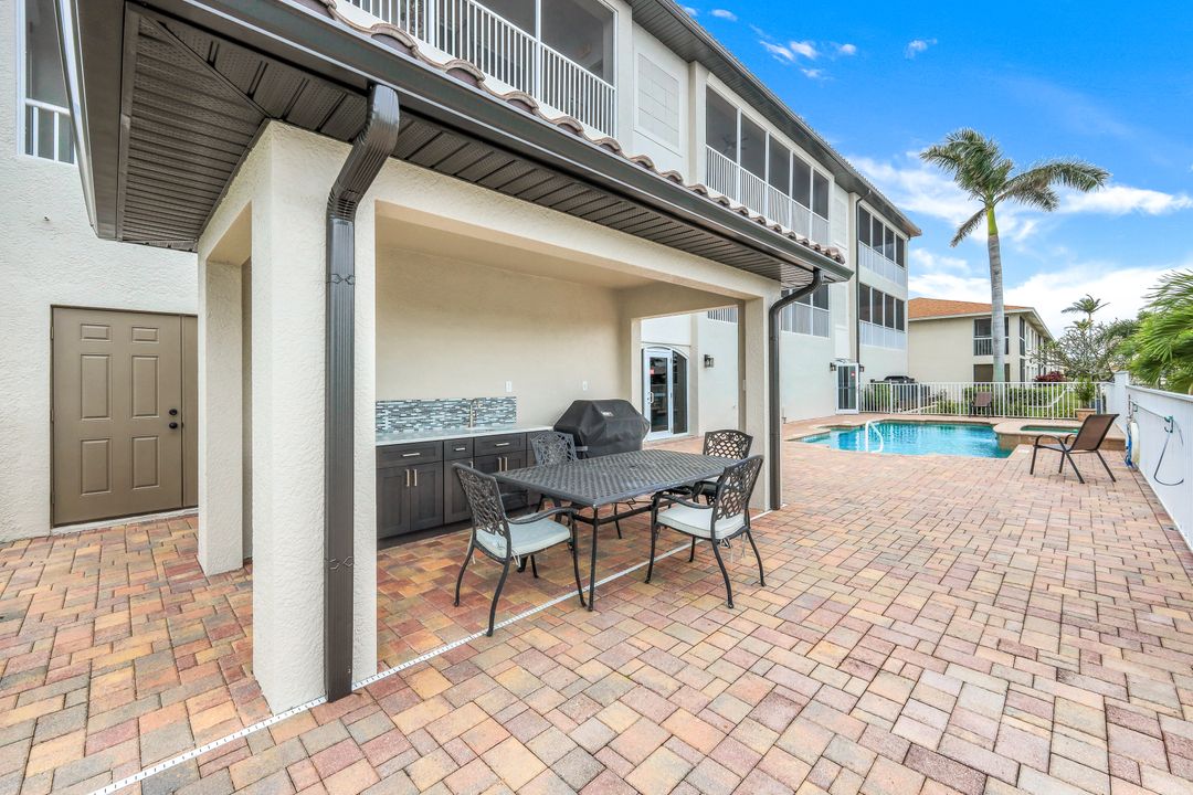 1713 Beach Pkwy #301, Cape Coral, FL 33904