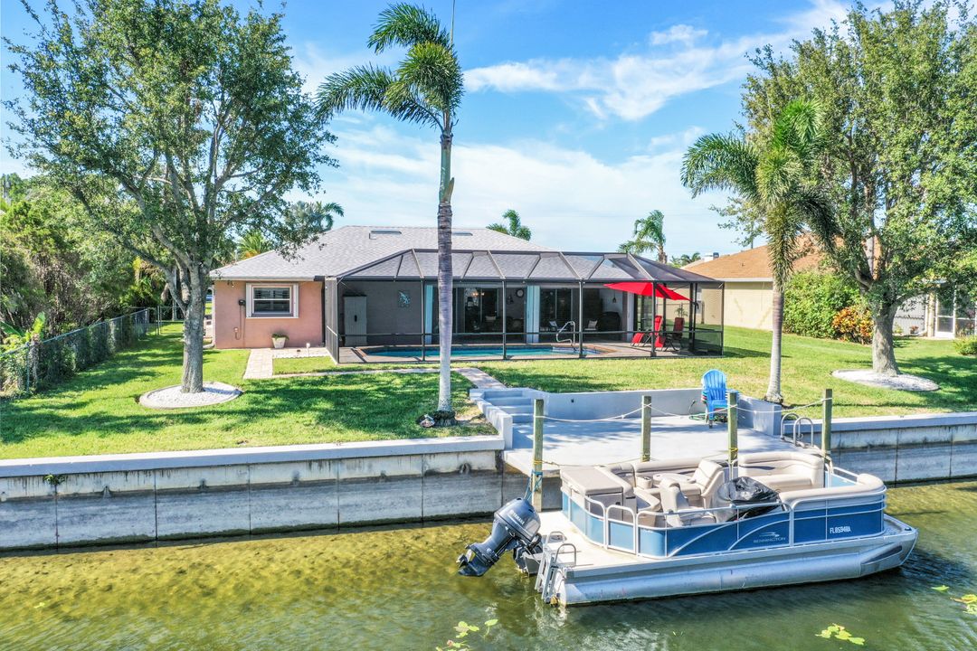 1015 SE 6th St, Cape Coral, FL 33990