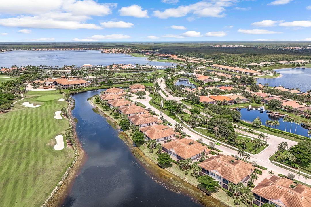 8755 Coastline Ct #201, Naples, FL 34120