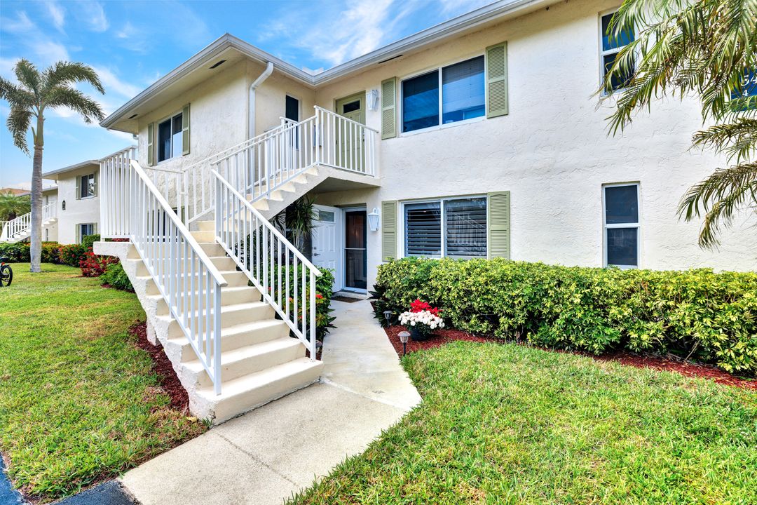 541 Teryl Rd #3, Naples, FL 34112