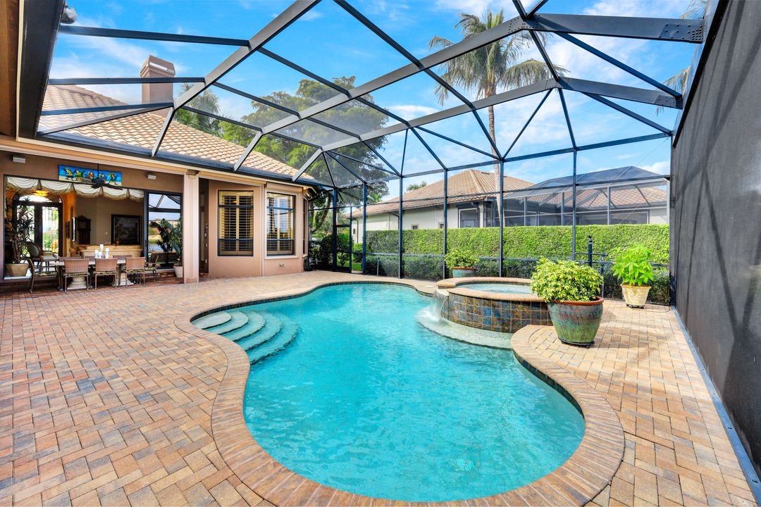 7322 Hagen Way, Naples, FL 34113