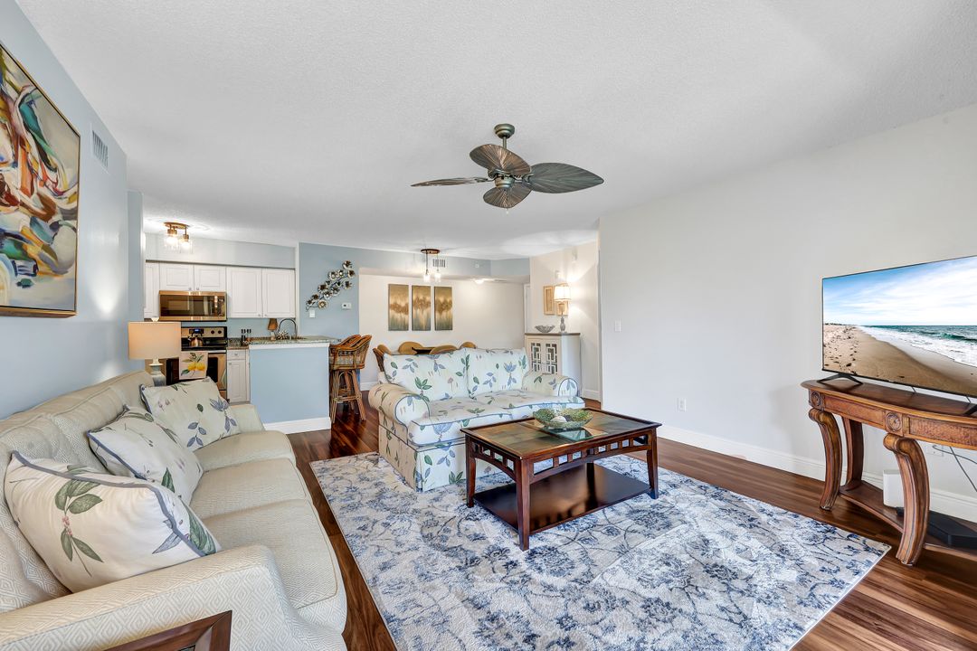 8950 Colonnades Ct E #834, Bonita Springs, FL 34135