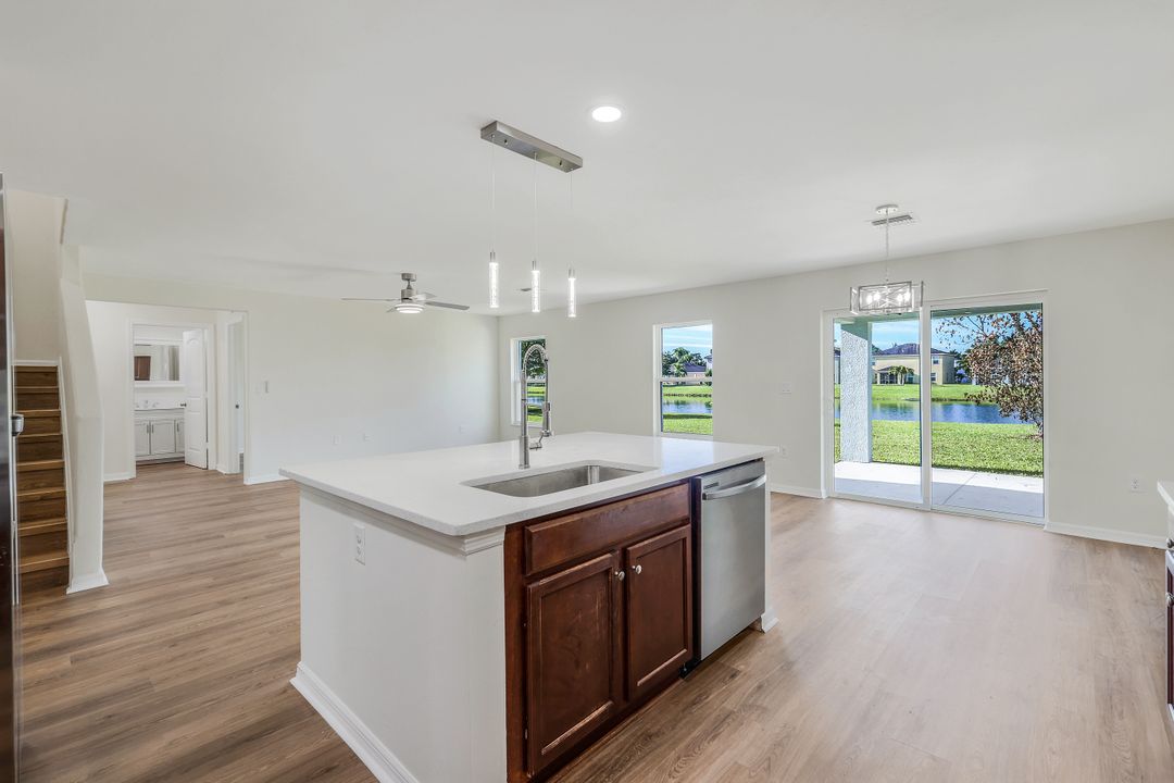 19413 Mossy Ledge Terrace, Lehigh Acres, FL 33936