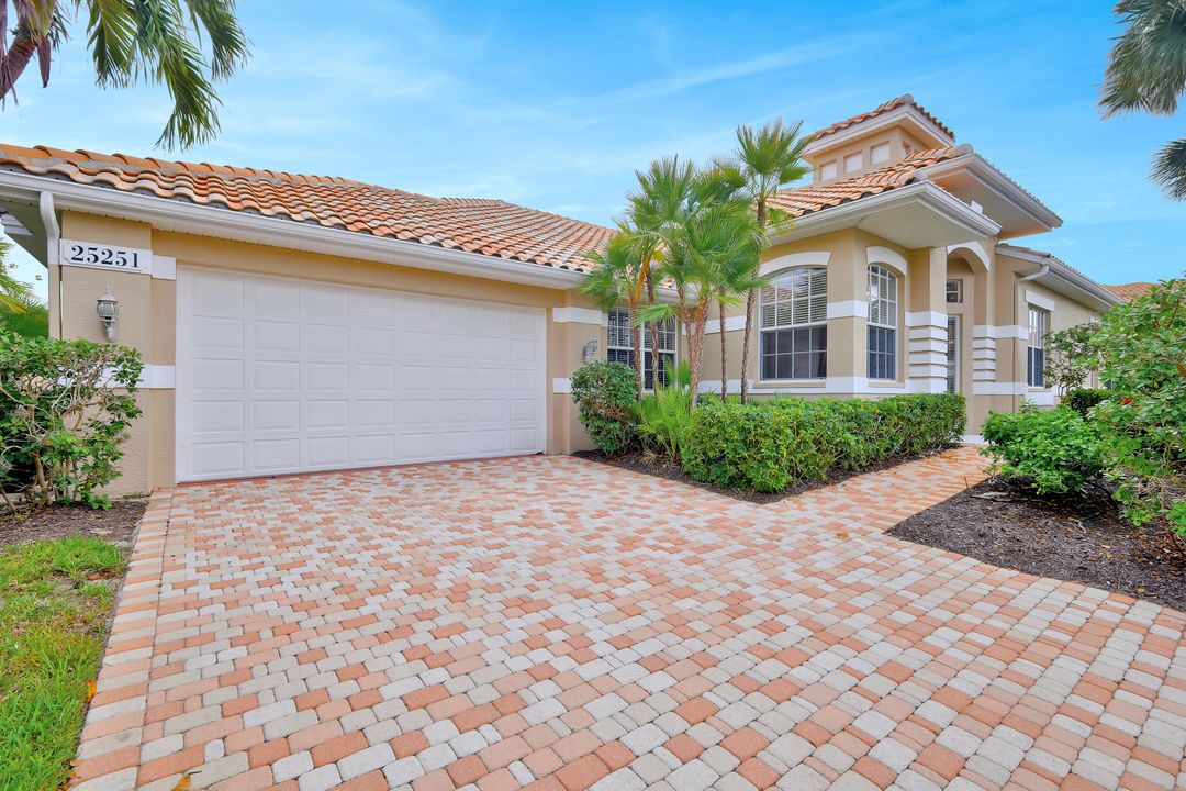 25251 Galashields Cir, Bonita Springs, FL 34134