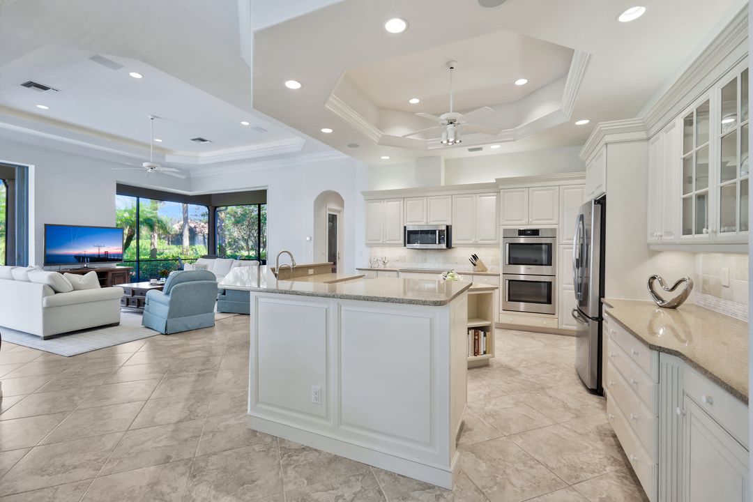 1516 Gormican Ln, Naples, FL 34110