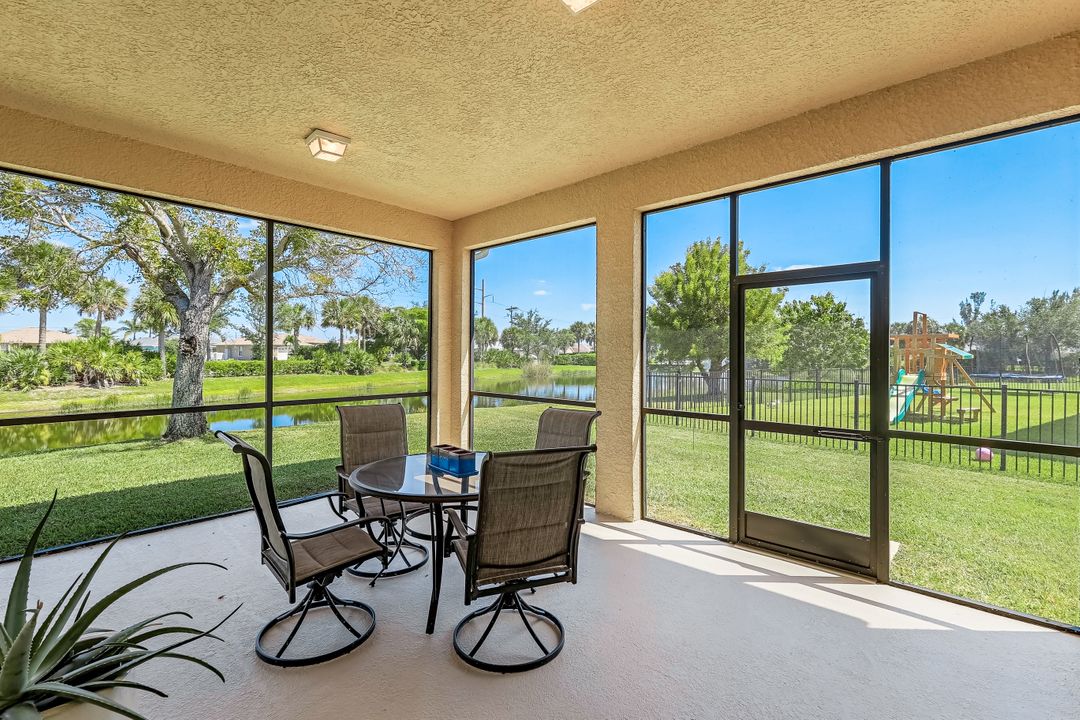 2269 Cape Heather Cir, Cape Coral, FL 33991