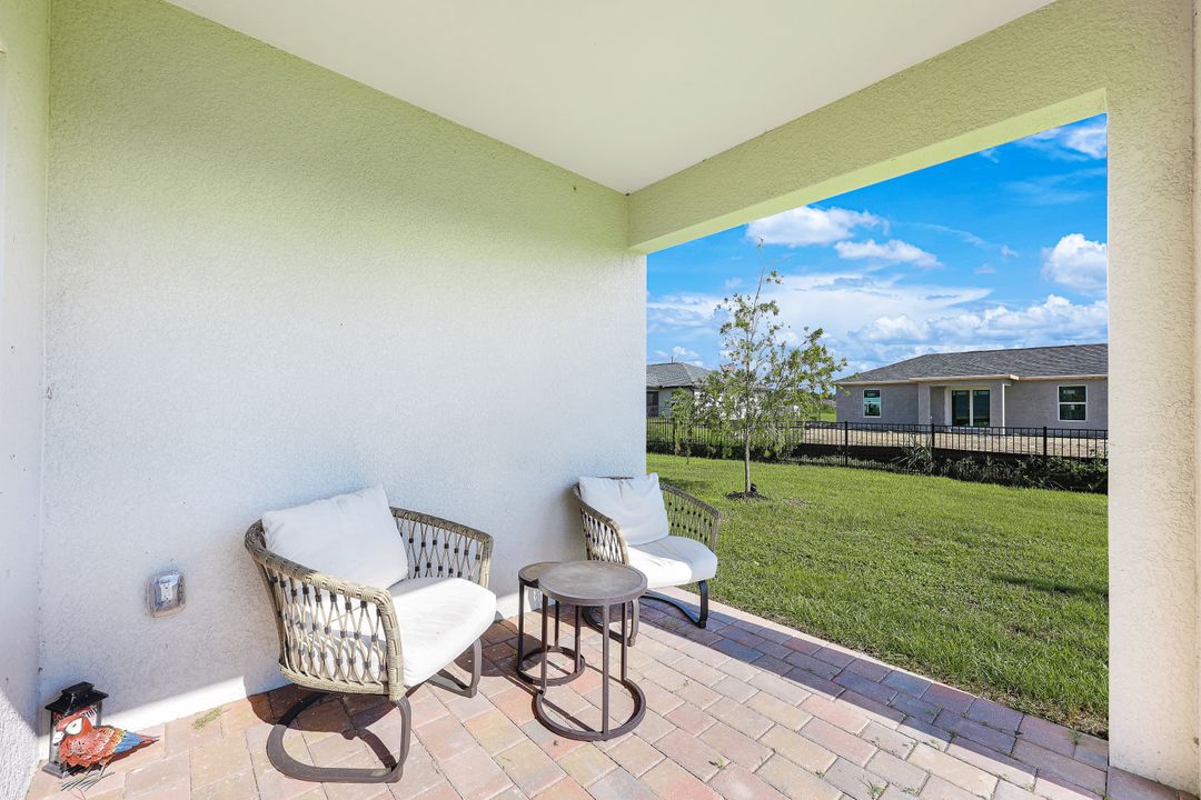 1834 NW 27th Terrace, Cape Coral, FL 33993