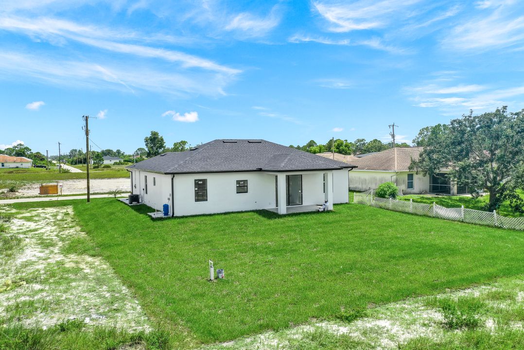 3212 Vera Ct, Lehigh Acres, FL 33976