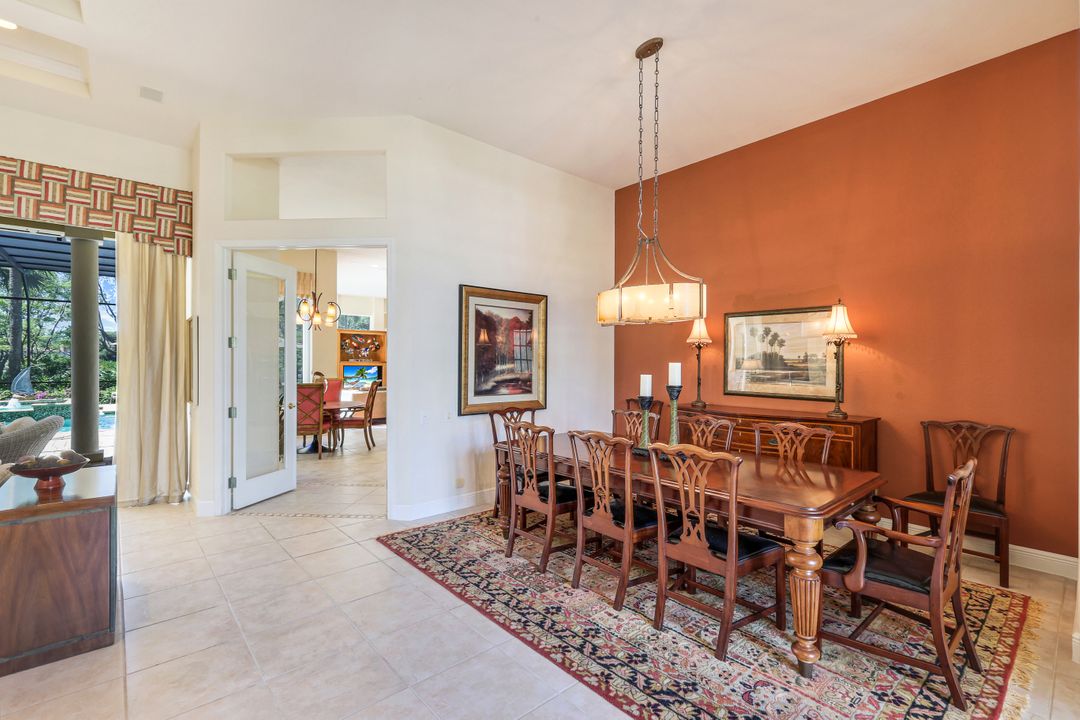 25061 Ridge Oak Dr, Bonita Springs, FL 34134