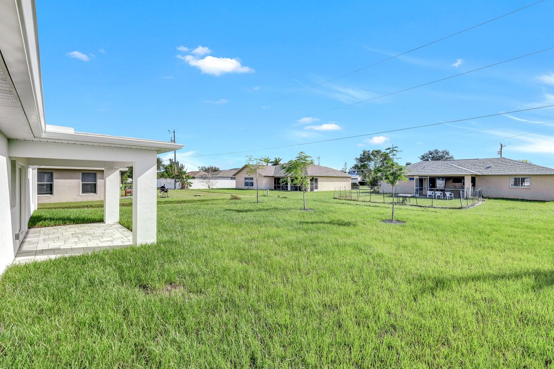 23 NE 16th Pl, Cape Coral, FL 33909