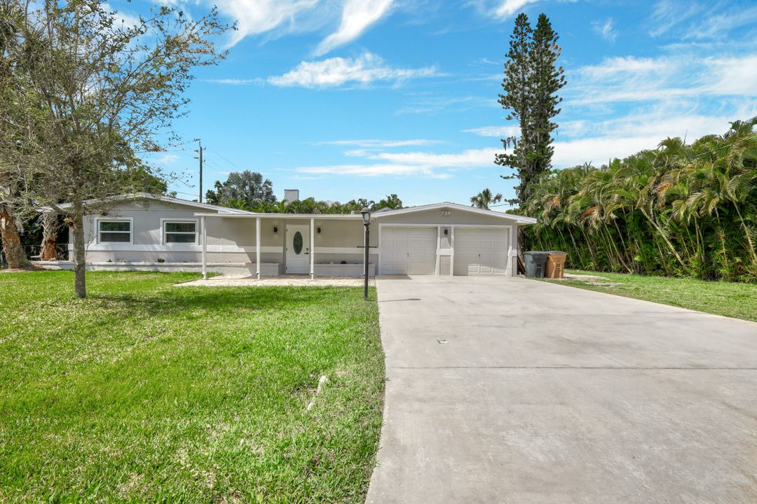 2255 Randolph Dr, Fort Myers, FL 33905