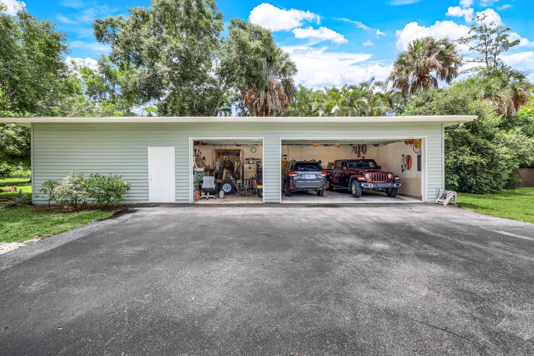 6059 Polly Ave, Naples, FL 34112