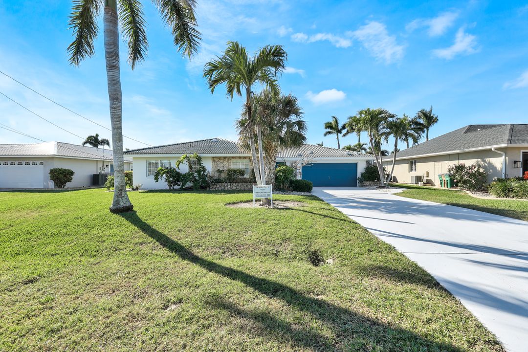 5614 Coronado Ct, Cape Coral, FL 33904