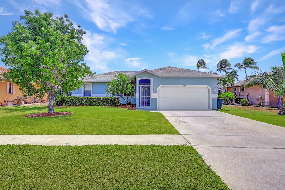 128 Cyrus St, Marco Island, FL 34145