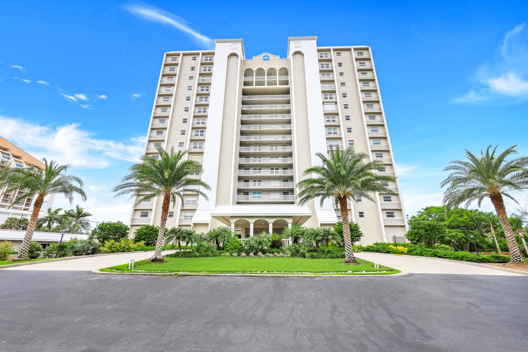 5501 Heron Point Dr APT 1203, Naples, FL 34108