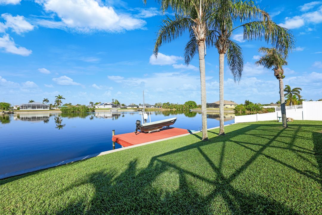 1806 NE 24th Ave, Cape Coral, FL 33909