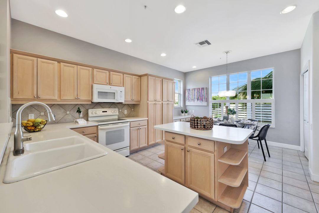 9131 Southmont Cove #106, Fort Myers, FL 33908