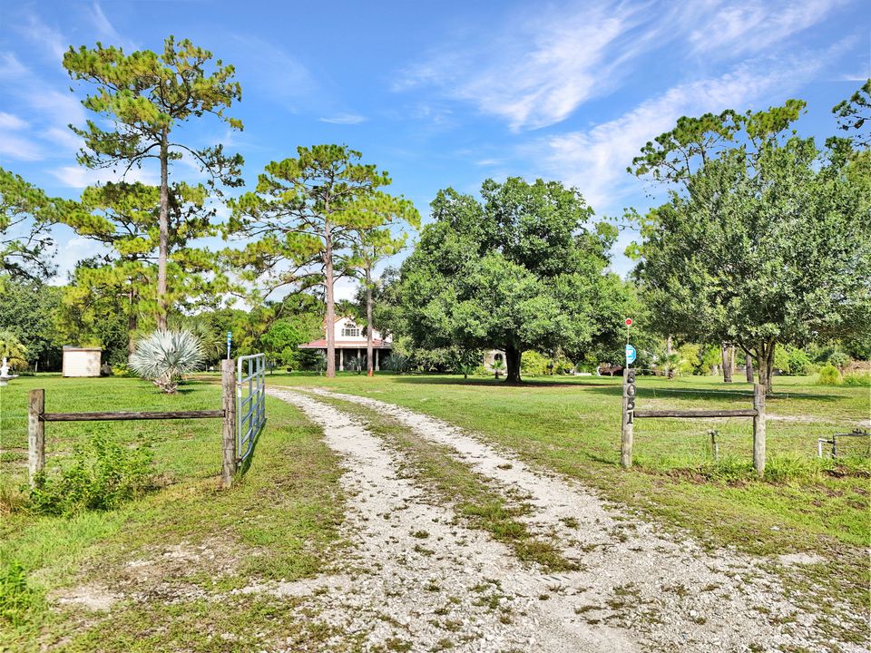 8051 Primrose Blvd, LaBelle, FL 33935