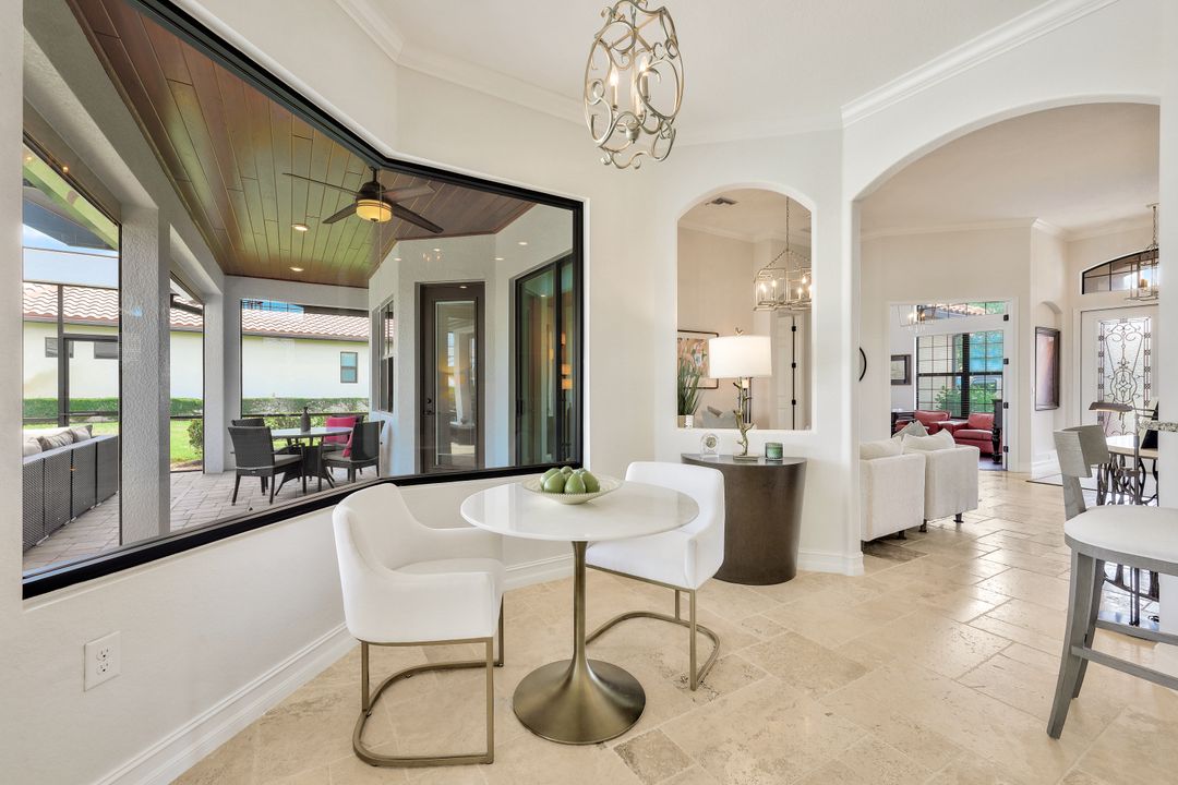 9872 Corso Bello Dr, Naples, FL 34113