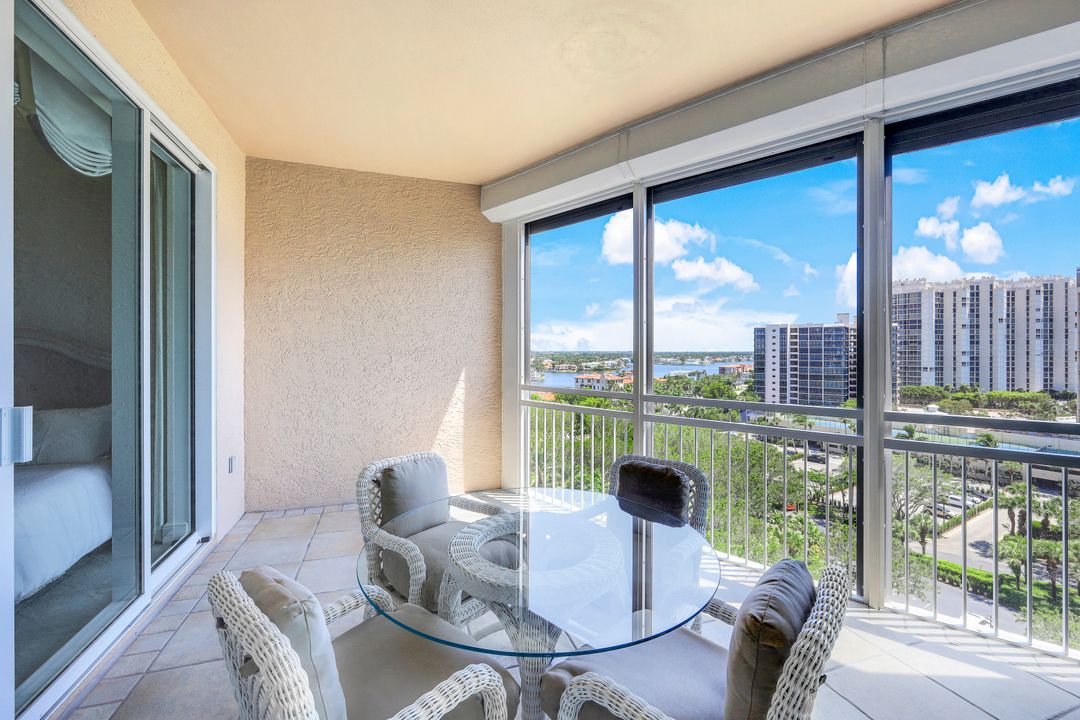 4151 Gulf Shore Blvd N #1002, Naples, FL 34103