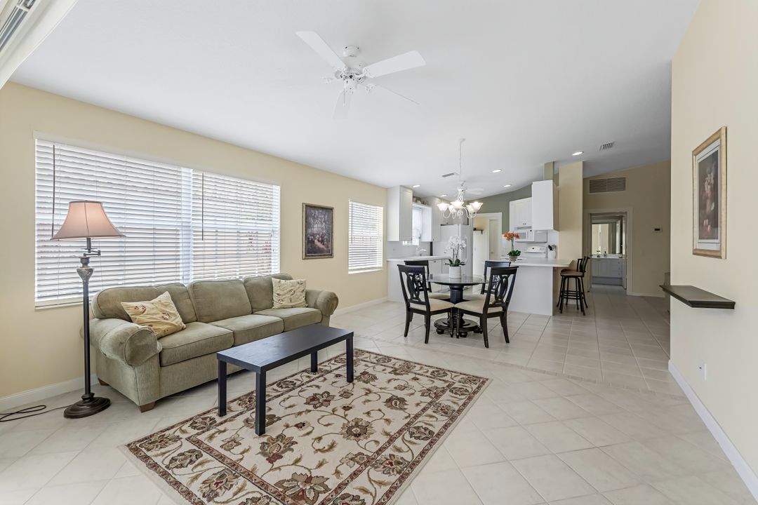 5361 Guadeloupe Way, Naples, FL 34119