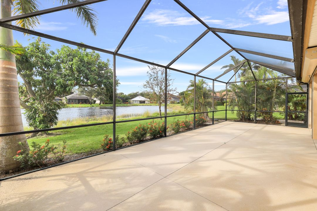 6346 Old Mahogany Ct, Naples, FL 34109