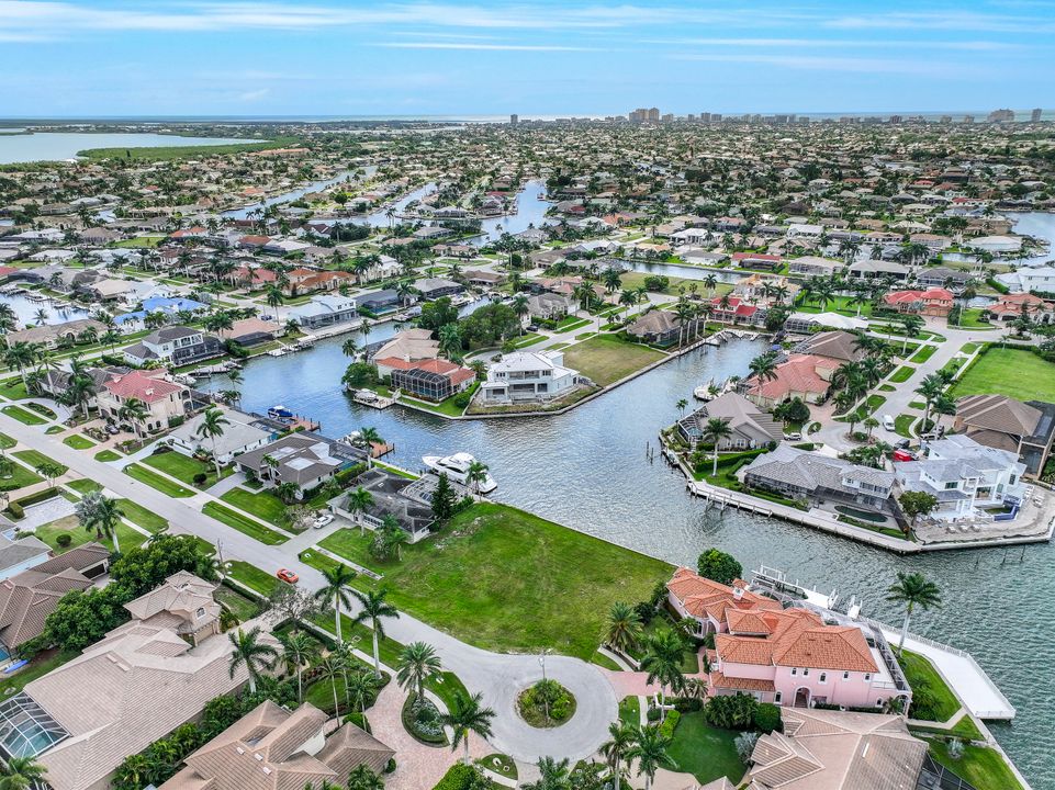 230 Stillwater Ct, Marco Island, FL 34145