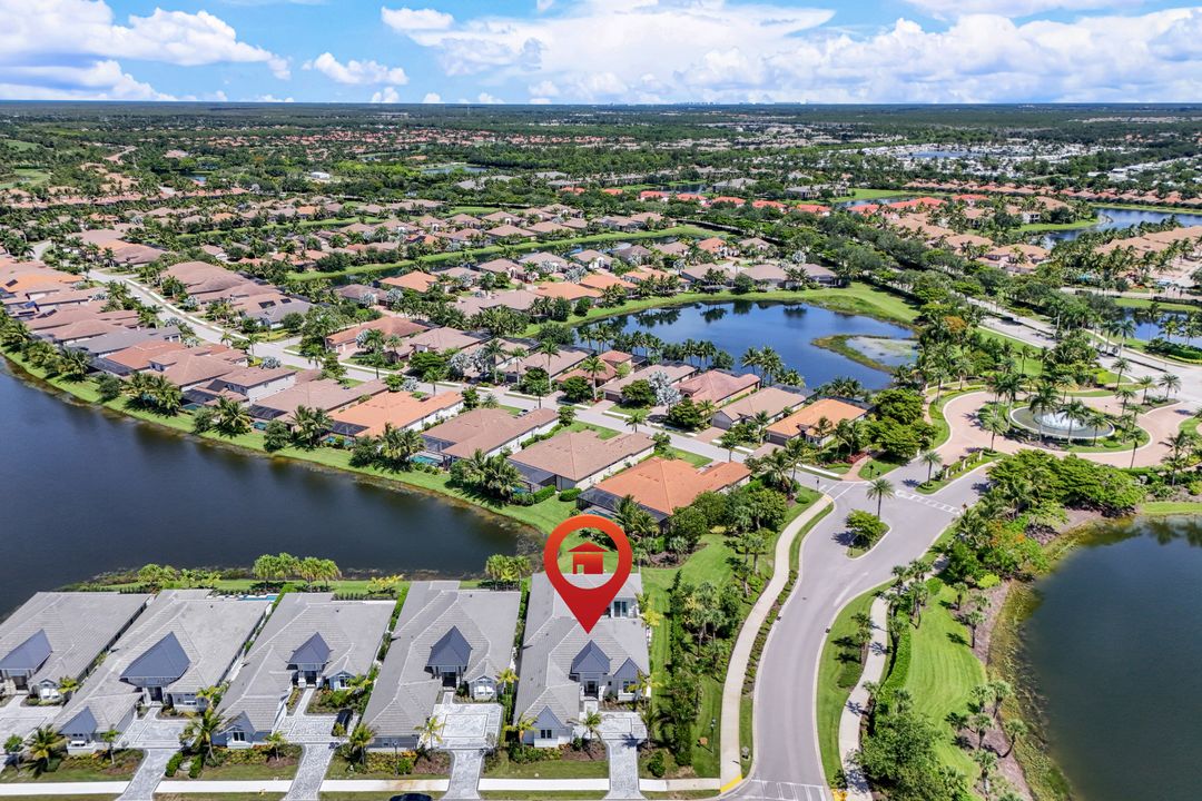 3205 Kumamoto Ln, Naples, FL 34114