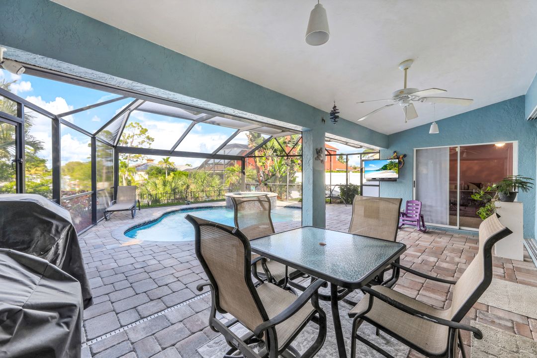 9315 Pennsylvania Ave, Bonita Springs, FL 34135