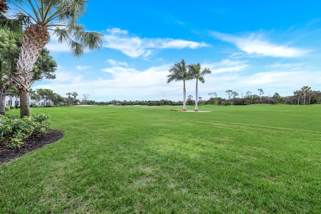 6025 Pinnacle Ln #6-602, Naples, FL 34110