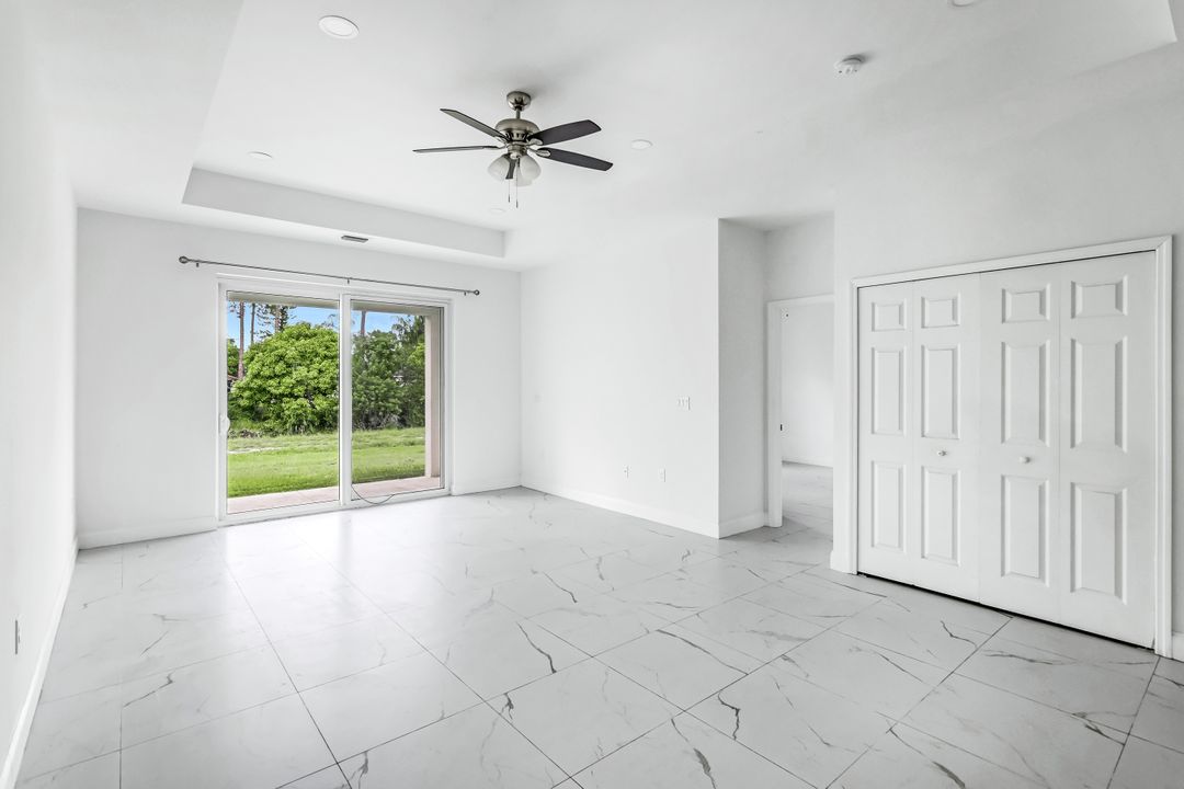 4628 Douglas Ln, Lehigh Acres, FL 33973