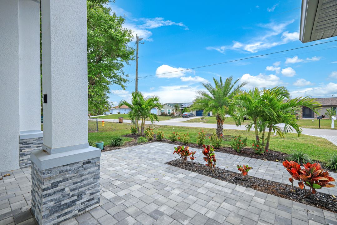 635 NE 7th Terrace, Cape Coral, FL 33909