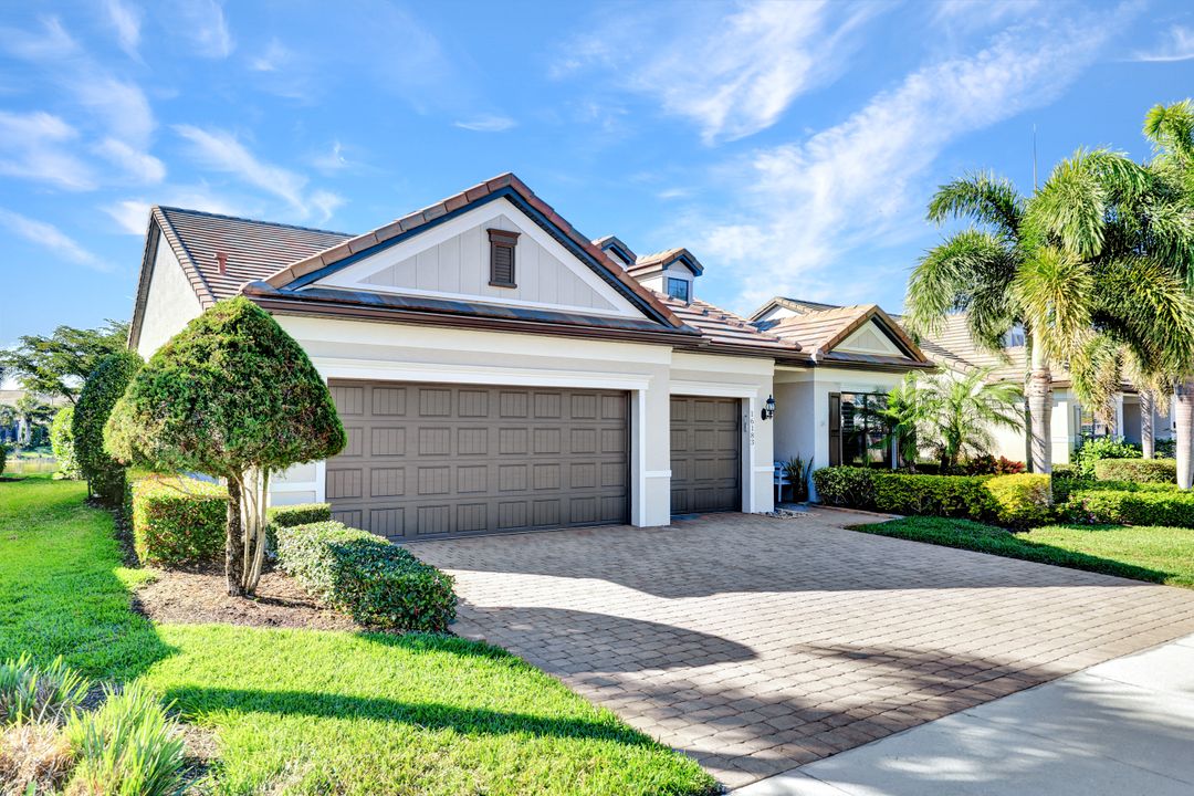 16183 Cartwright Ln, Naples, FL 34110