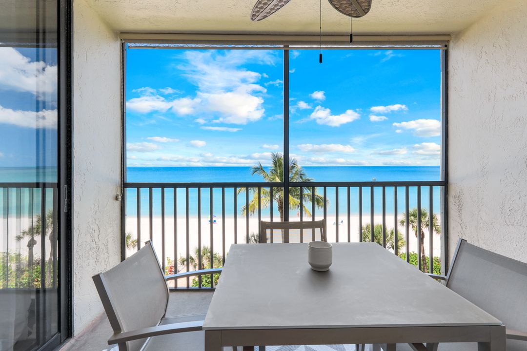 10475 Gulf Shore Dr #142, Naples, FL 34108