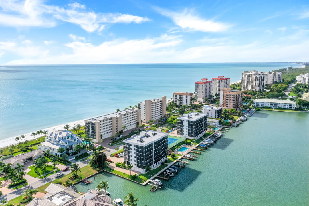 10562 Gulf Shore Dr #402, Naples, FL 34108