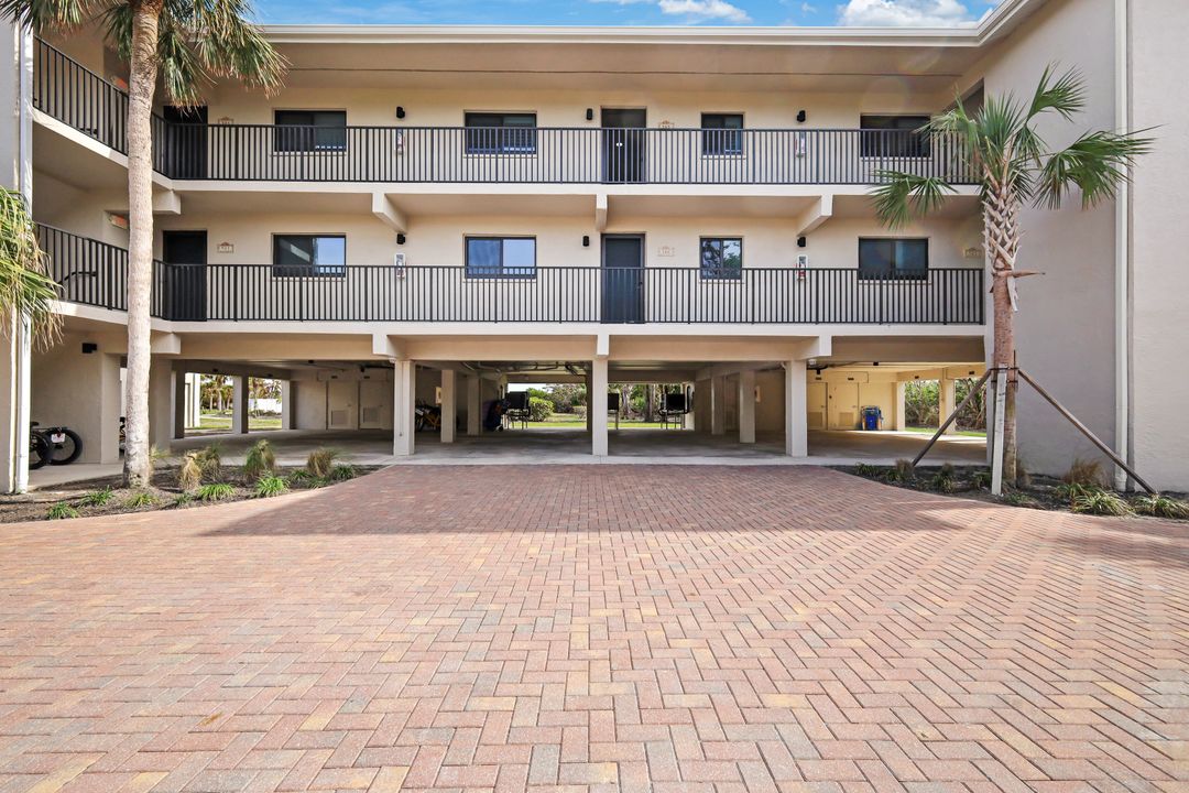 1919 Olde Middle Gulf Dr #505, Sanibel, FL 33957