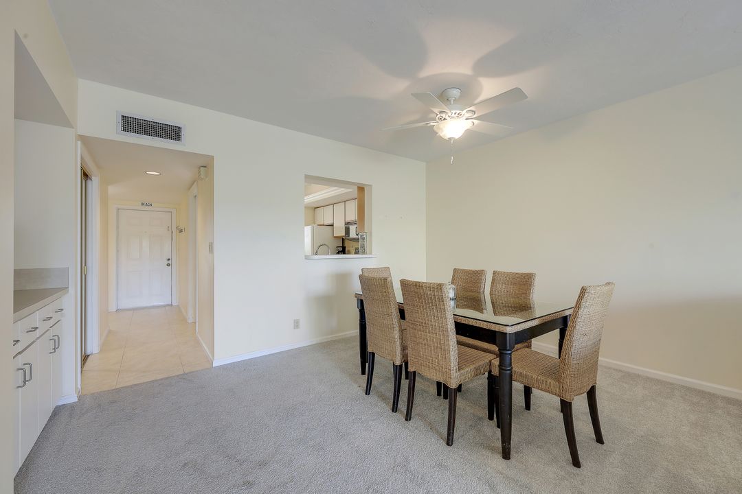 6320 Pelican Bay Blvd #T-7, Naples, FL 34108