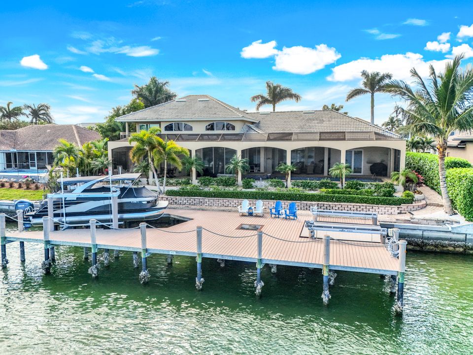 650 Rockport Ct, Marco Island, FL 34145