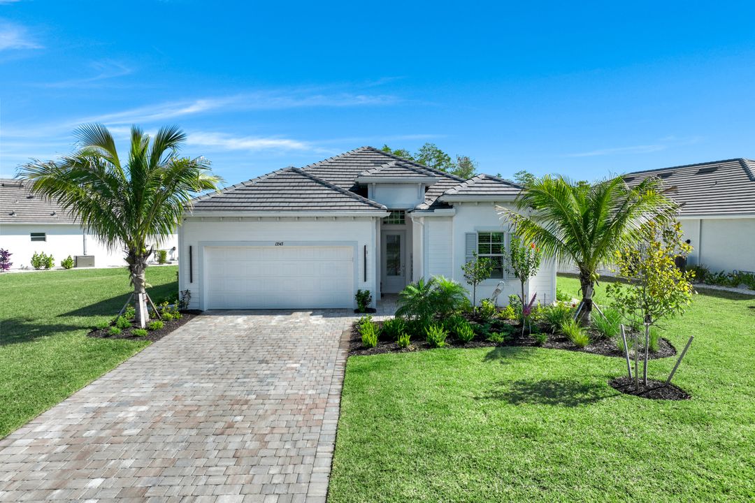 13543 Blue Bay Cir, Fort Myers, FL 33913