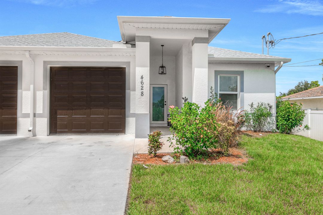 4628 Douglas Ln, Lehigh Acres, FL 33973