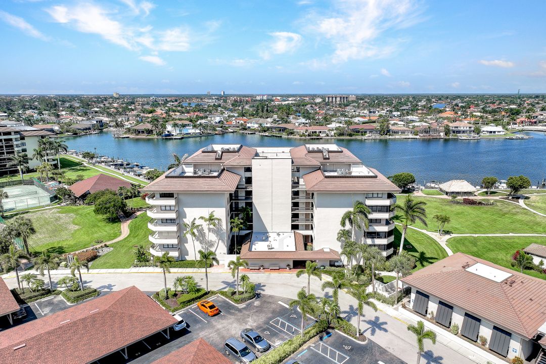 601 Seaview Ct #C-612, Marco Island, FL 34145