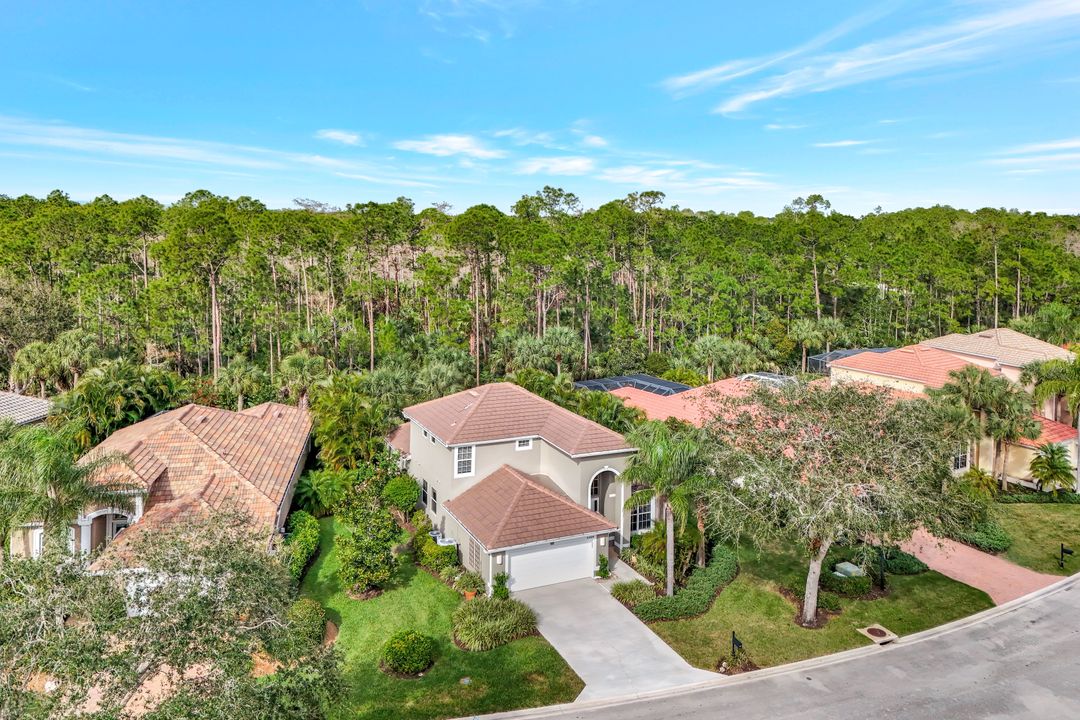 6499 Waverly Green Way, Naples, FL 34110