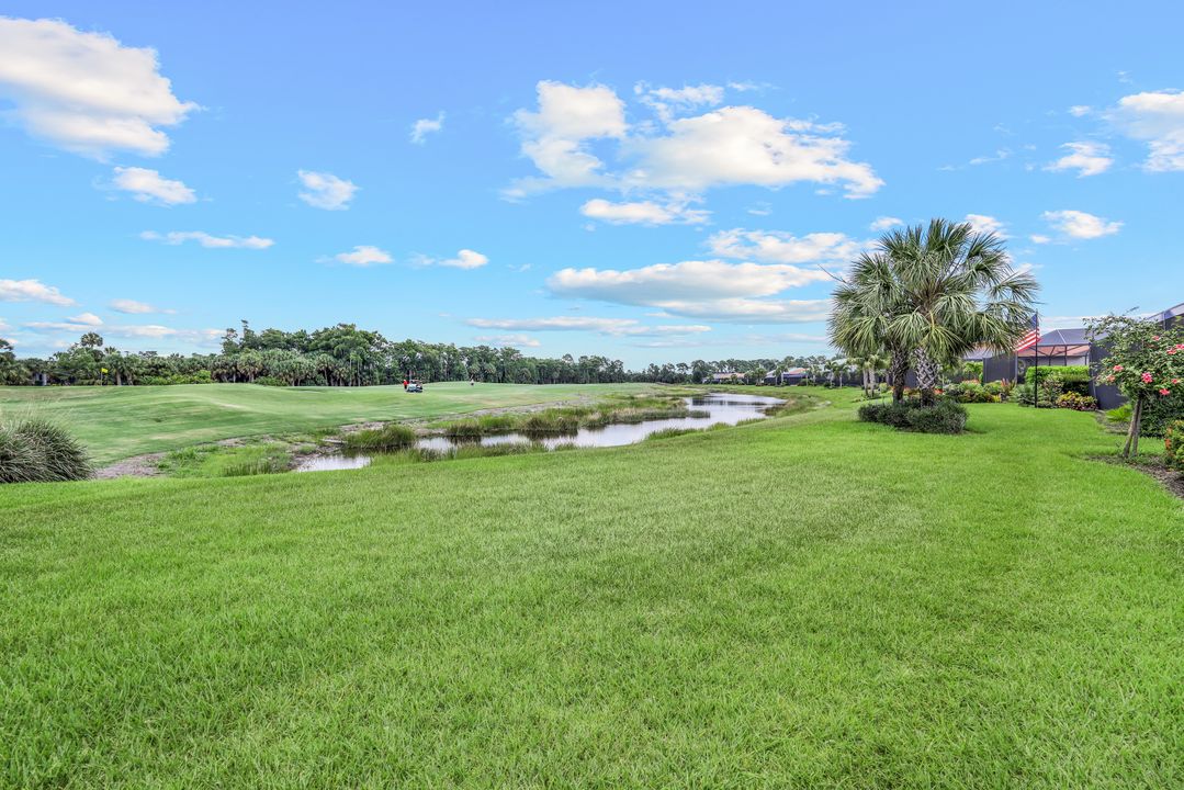 9335 Surfbird Ct, Naples, FL 34120