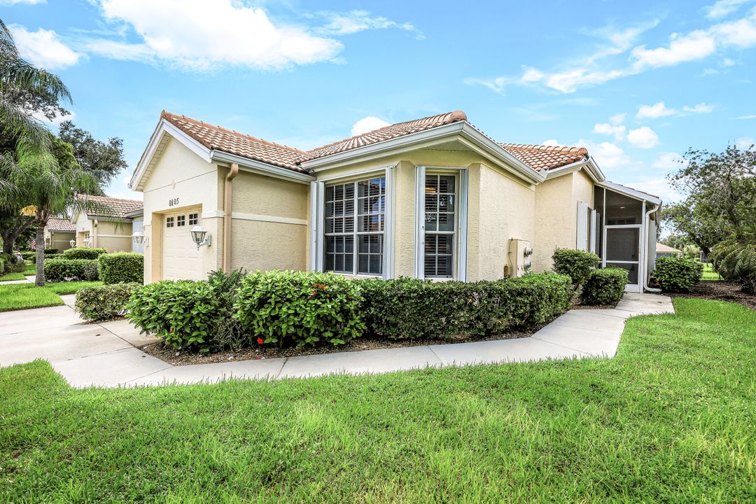 8805 E Bay Cir, Fort Myers, FL 33908