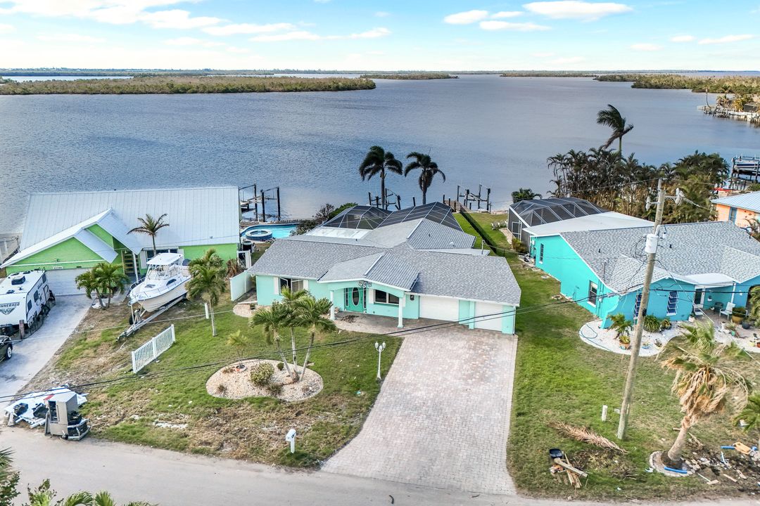 11803 Island Ave, Matlacha, FL 33993