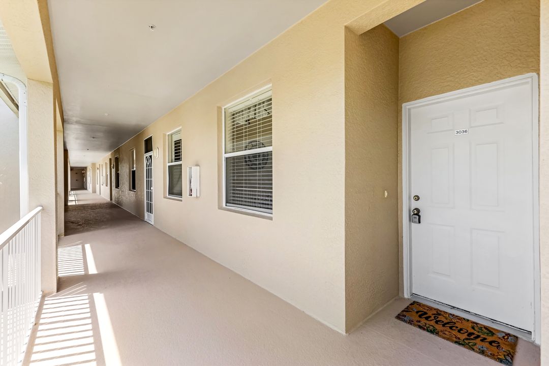 2710 Cypress Trace Cir #3036, Naples, FL 34119