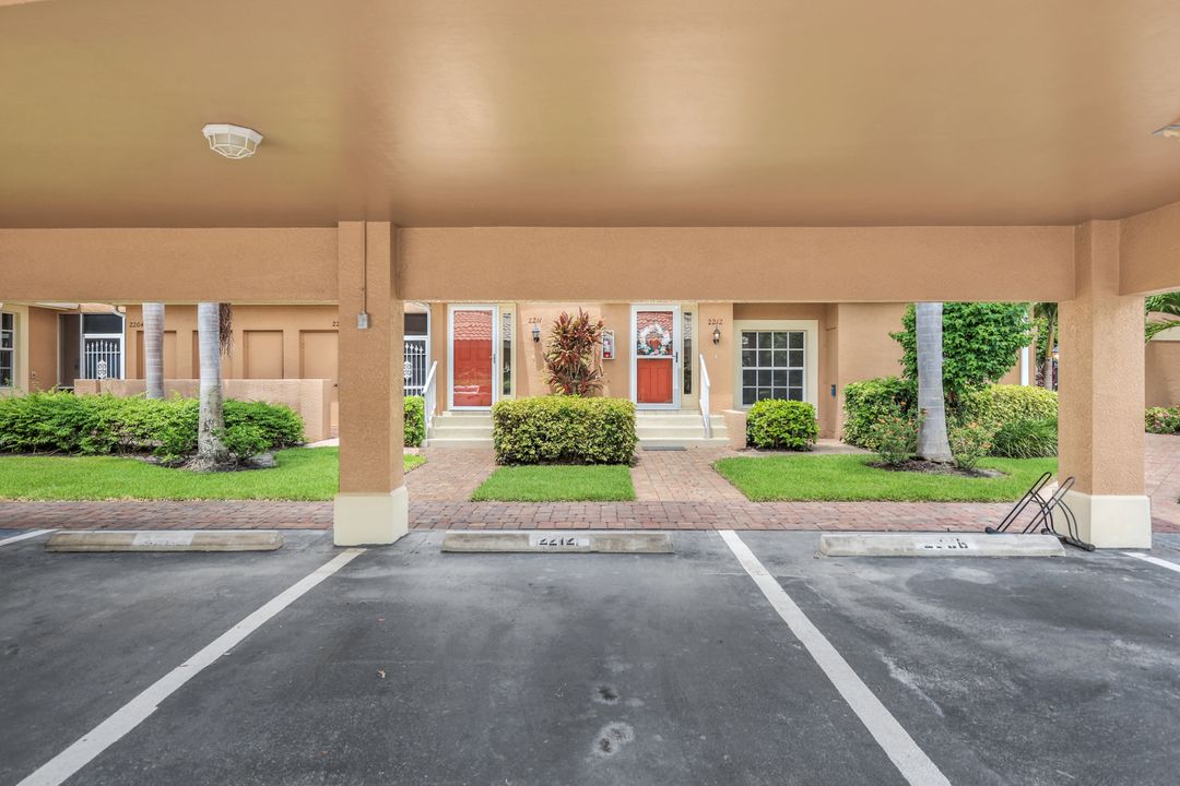 28072 Cavendish Ct #2212, Bonita Springs, FL 34135