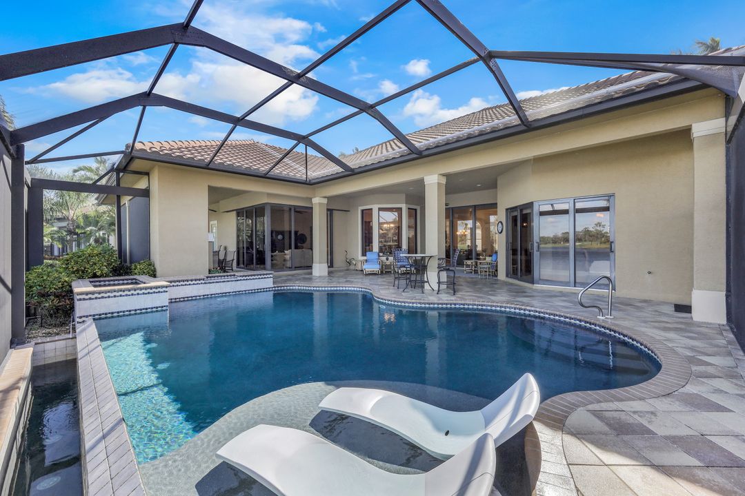 7316 Hagen Way, Naples, FL 34113