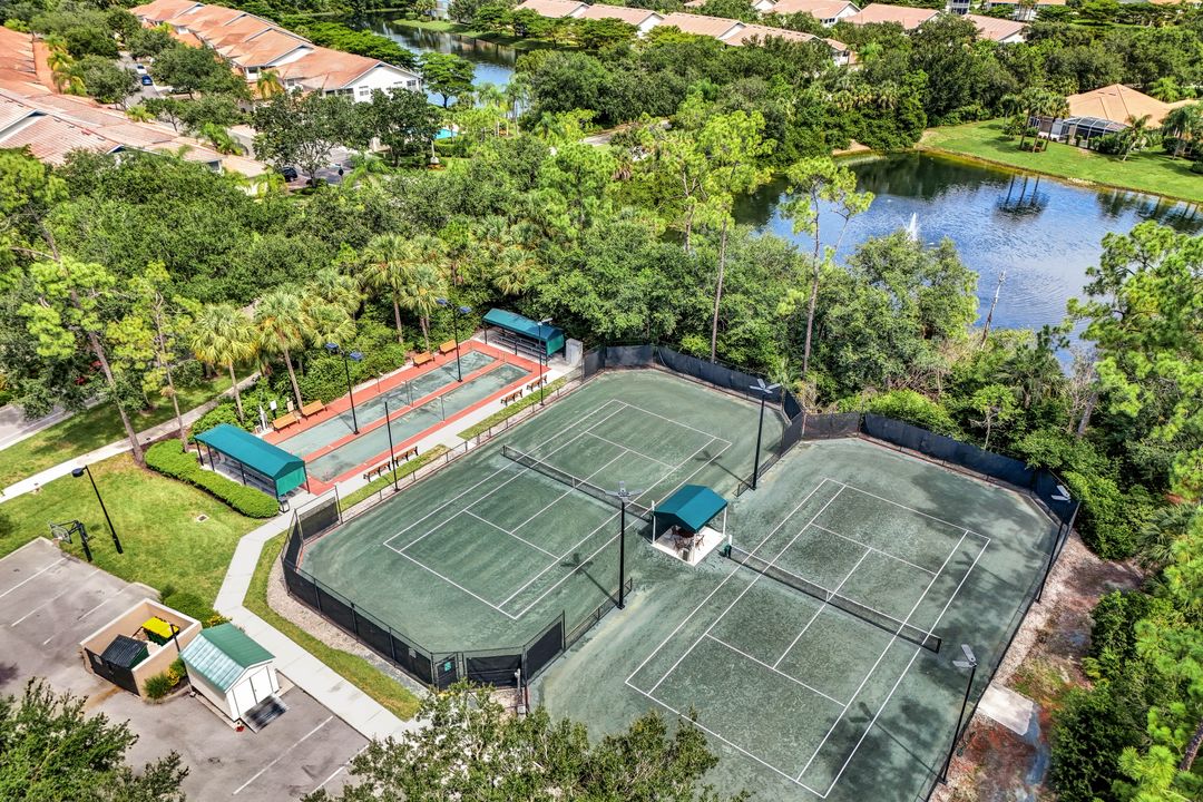 5220 Birmingham Dr #201, Naples, FL 34110